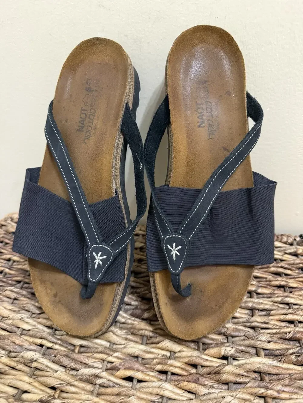 Womens Sz 41 US 10 Naot Orion Leather Elastic Slide Thong Sandal Black